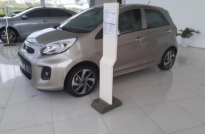 Hyundai i10 MT 2019 - Bán Hyundai i10 MT năm 2019, màu vàng, giá 288tr, liên hệ: 0917096288