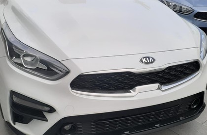 Kia Avella MT 2020 - Bán xe Kia Cerato MT đời 2020, màu trắng