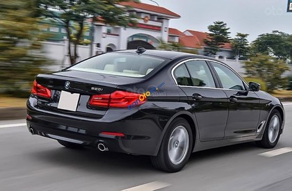BMW 5 Series 520i 2018 - Bán ô tô BMW 5 Series 520i năm 2018, màu đen, nhập khẩu nguyên chiếc
