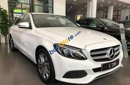 Mercedes-Benz C class C200 2019 - Sale rộn ràng - Tết trọn niềm vui, Mercedes-Benz C200 sản xuất năm 2019, màu trắng