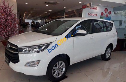 Toyota Innova 2019 - Bán Toyota Innova năm 2019, màu trắng, giá 771tr