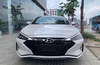 Hyundai Elantra 2019 - Hyundai Elantra ưu đãi khủng 