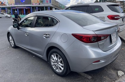 Mazda 3 1.5 AT 2018 - Mazda 3 1.5AT mua mới T11/2018 màu xám bạc xe đẹp như mới