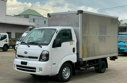 Xe tải 1,5 tấn - dưới 2,5 tấn 2023 - Xe tải Kia K200 thùng kín giá xe lăn bánh HCM 413 TRIỆU