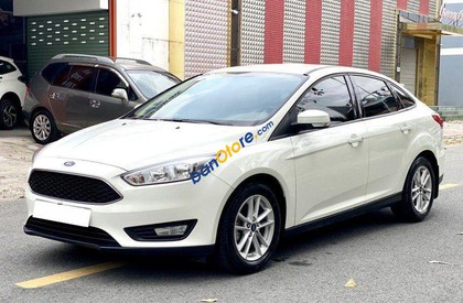 Ford Focus 2019 - Màu trắng giá ưu đãi