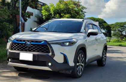 Toyota Corolla Cross 2020 - TOYOTA COROLLA CROSS HYBRID 1.8HV 2020 TRẮNG NGỌC TRAI 