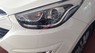 Hyundai Tucson 2.0 AT 2WD 2015 - Cần bán Hyundai Tucson 2.0 AT 2WD đời 2015, màu trắng, nhập khẩu 