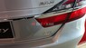 Toyota Camry 2.0E 2016 - Cần bán xe Toyota Camry 2.0E sản xuất 2016, màu bạc