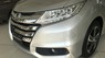 Honda Odessey 2016 - Bán Honda Odyssey 2016 màu bạc nhập Nhật với giá 1 tỉ 990 triệu đồng