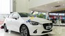 Mazda 2 1.5AT  2016 - Bán xe Mazda 2 1.5AT năm sản xuất 2016, màu trắng