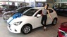 Mazda 2   2016 - Cần bán Mazda 2 đời 2016, màu trắng