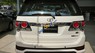 Toyota Fortuner 2.7AT 4x2 2017 - Toyota Fortuner TRD 1 cầu đời 2017, màu trắng, hỗ trợ vay với lãi suất cực thấp, có xe giao ngay