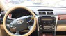 Toyota Camry 2.5G 2014 - Bán xe Toyota Camry 2.5G đời 2014, màu vàng