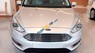 Ford Focus 2016 - Bán Ford Focus đời 2016, màu bạc, giá tốt