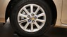 Toyota Camry LE 2012 - Cần bán lại xe Toyota Camry LE đời 2012, màu vàng, nhập khẩu số tự động