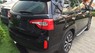 Kia Sorento DATH 2017 - Cần bán xe Kia Sorento DATH 2017, màu đen , tay lái trợ lực điện , ghế phụ điện