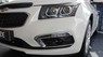 Chevrolet Cruze LTZ 2016 - Bán xe Chevrolet Cruze 1.8LTZ đời 2016, màu trắng, giá 686tr. Hỗ trợ mua trả góp 80%. Giao xe ngay