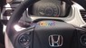 Honda CR V 2.4AT 2015 - Cần bán lại xe Honda CR V 2.4AT đời 2015, màu trắng, mới chạy 4800km