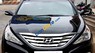 Hyundai Sonata 2.0AT 2011 - Cần bán gấp Hyundai Sonata 2.0AT đời 2011, màu đen số tự động