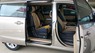 Kia Sedona 2016 - Bán xe Kia Sedona sản xuất 2016, màu vàng