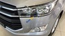 Toyota Innova E 2016 - Cần bán xe Toyota Innova E năm sản xuất 2016, màu bạc giá cạnh tranh