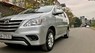 Toyota Innova 2015 - Cần bán gấp Toyota Innova đời 2015, màu bạc, xe gia đình