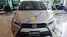 Toyota Yaris E AT 2017 - Cần bán xe Toyota Yaris E AT sản xuất năm 2017, màu bạc, xe nhập