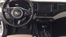 Kia Rondo 2.0L GATH 2017 - Kia Vũng Tàu bán xe Kia Rondo 2.0L GATH 2017, màu bạc, 852tr mới 100%