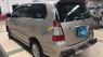 Toyota Innova E 2012 - Bán xe cũ Toyota Innova E, màu vàng nâu, đi 100.000km, sản xuất 2012