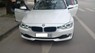 BMW 3 Series 320i 2013 - BMW 320i 2013 màu trắng nội thất be, xe lên larang soport cực chất, giao xe ngay bán xe trả góp