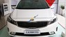 Kia Cerato 1.6 AT  2017 - Cần bán xe Kia Cerato 1.6 AT năm sản xuất 2017, màu trắng