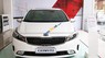 Kia Cerato 1.6 AT  2017 - Cần bán xe Kia Cerato 1.6 AT năm sản xuất 2017, màu trắng