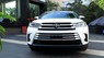 Toyota Highlander 2.7 2017 - Cần bán Toyota Highlander 2.7 2017, màu đen, nhập khẩu chính hãng