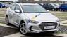 Hyundai Elantra 1.6MT 2017 - Bán Hyundai Elantra 1.6MT sản xuất năm 2017, màu trắng