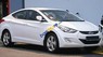 Hyundai Elantra 1.6MT 2017 - Bán Hyundai Elantra 1.6MT sản xuất năm 2017, màu trắng