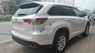 Toyota Highlander LE 2016 - Bán Toyota Highlander LE sản xuất năm 2016, màu trắng, xe nhập