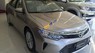 Toyota Camry 2.5G 2017 - Bán ô tô Toyota Camry 2.5G năm 2017, màu vàng cát