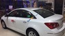 Chevrolet Cruze LT 1.6MT 2017 - Bán ô tô Chevrolet Cruze LT 1.6MT sản xuất năm 2017, màu trắng