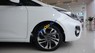 Kia Rondo DAT 2017 - Bán Kia Rondo DAT sản xuất 2017, màu trắng, 839tr