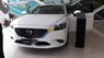 Mazda 6 Premium 2017 - Bán xe Mazda 6 Premium sản xuất 2017, màu trắng, giá tốt