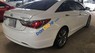 Hyundai Sonata  2.0AT   2011 - Bán Hyundai Sonata 2.0AT đời 2011, màu trắng, đăng ký 12/2011, biển SG