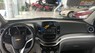 Chevrolet Orlando LTZ 2017 - Cần bán xe Chevrolet Orlando LTZ năm 2017, màu trắng, giá 699tr