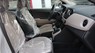 Hyundai Grand i10 2017 - Bán xe Hyundai Grand i10 1.2MT Sedan nhập khẩu sx 2017 bạc, giá tốt nhất thị trường. LH: 090.467.5566