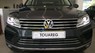 Volkswagen Touareg GP 2014 - Cần bán Volkswagen Touareg GP năm sản xuất 2014, màu xám, nhập khẩu nguyên chiếc
