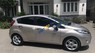 Ford Fiesta 1.6AT 2012 - Cần bán xe Ford Fiesta 1.6AT sản xuất 2012, màu bạc còn mới