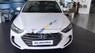 Hyundai Elantra 2.0AT 2017 - Bán ô tô Hyundai Elantra 2.0AT năm 2017, màu trắng