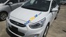 Hyundai Accent Blue 1.4AT AT 2017 - Bán Hyundai Accent Blue 1.4AT đời 2017, màu trắng