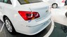 Chevrolet Cruze LT 2017 - Cần bán xe Chevrolet Cruze LT năm 2017, màu trắng, giá 589tr