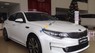 Kia Optima 2.0 GAT 2017 - Bán ô tô Kia Optima 2.0 GAT năm sản xuất 2017, màu trắng