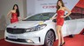 Kia Cerato 1.6MT 2017 - Bán ô tô Kia Cerato 1.6MT năm 2017, màu trắng